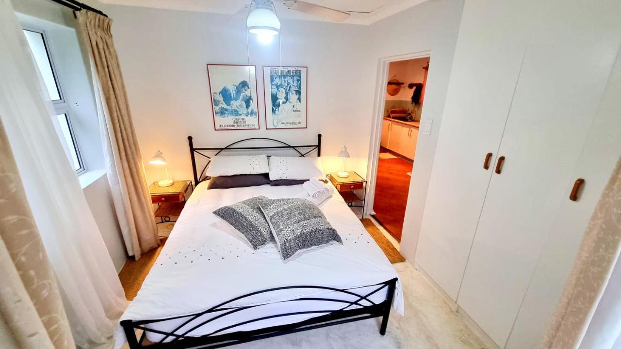 Crescent Cottage Книсна Екстериор снимка